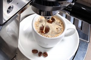 © sabine hürdler - Fotolia.com Espressomaschine Stromverbrauch senken