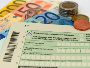 © M. Schuppich - Fotolia.com Steuererklärung selber machen